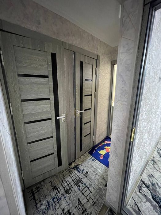 Qizlarga sheriklikka kvartira