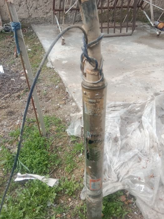 Glubinniy suv nasosi  pochti yangi  zòr iwlaydi  narxi 1mln. Keliwilad
