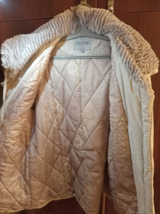 Куртка  и пуховик демисезонные