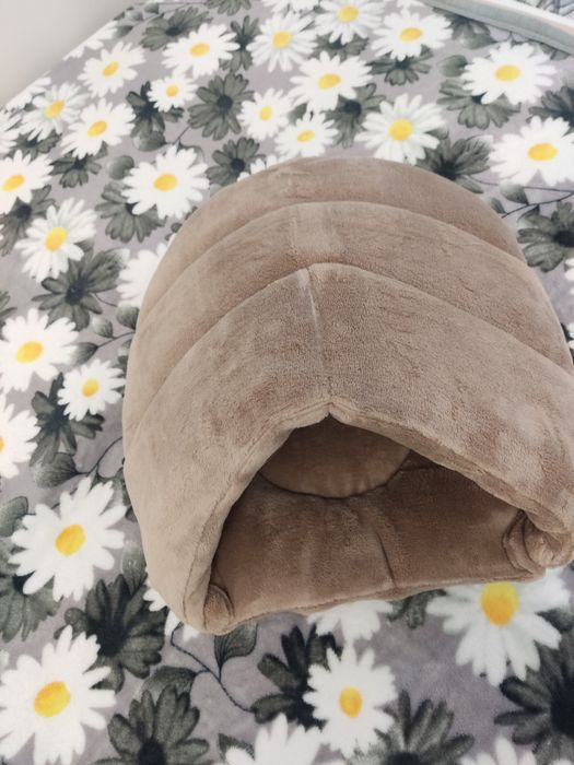 Продам домик - лежанку для котят.