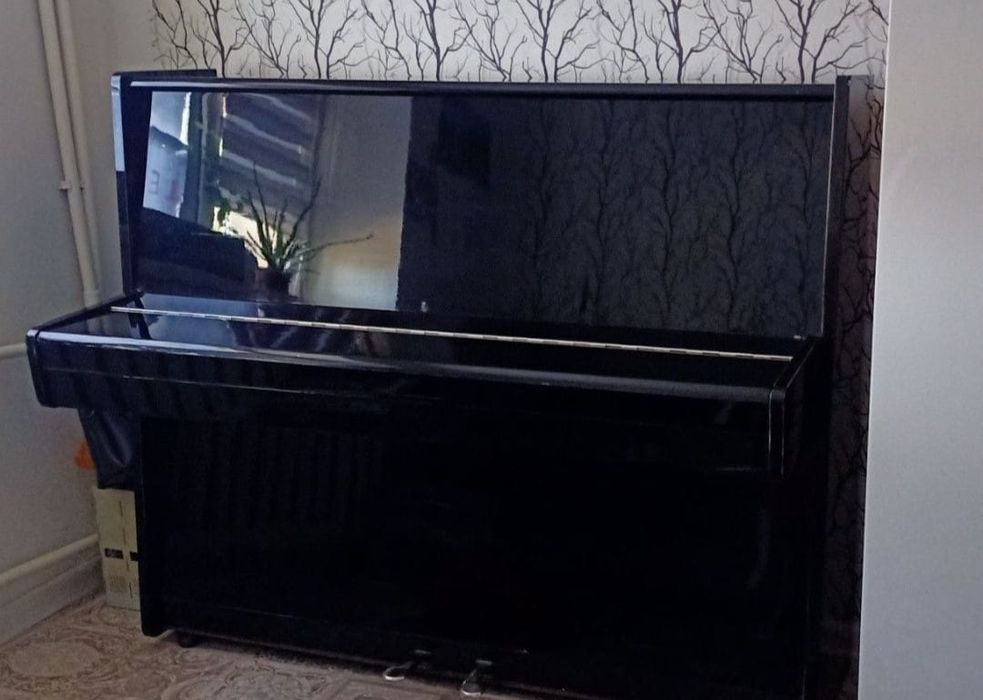 Пианино в рабочем состоянии.