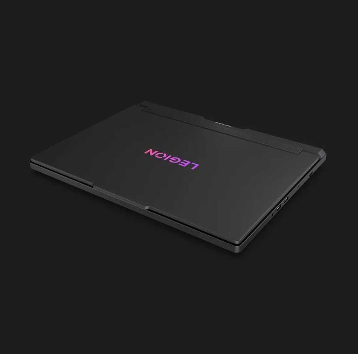 Lenovo Legion PRO 7 Ultra 9 275HX 32GB/1TB/RTX5080 16"WQXGA OLED