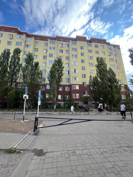 Продам 1 кв  Богенбай батыра 155 1/8 эт 2013 г