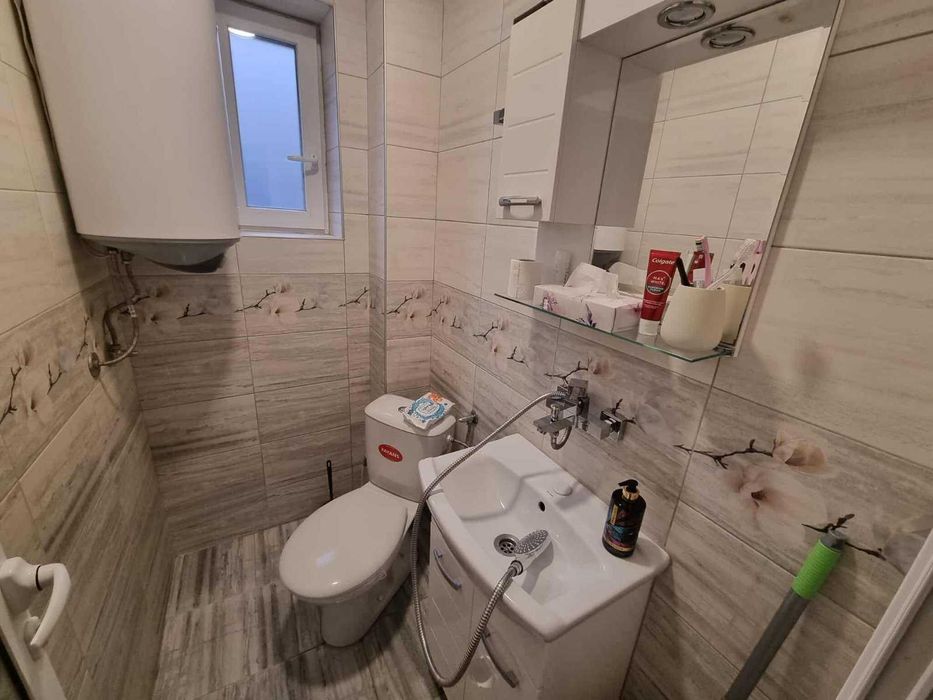 Топ цена-Етаж от къща, гр. Ямбол Център