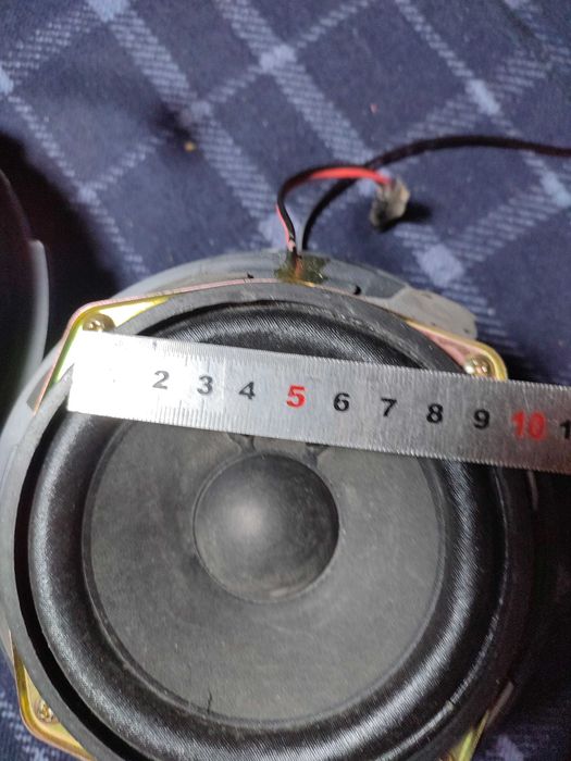 Динамики LG. Два.