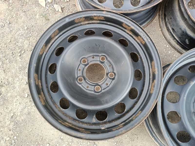 Продам оригинальные металлические диски на BMW