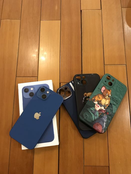 Продаётся iPhone 13