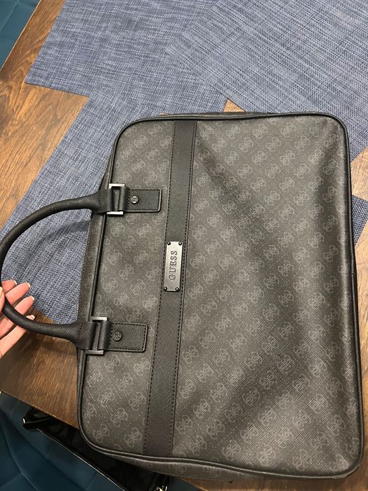 Мъжка чанта за лаптоп GUESS