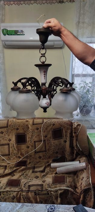 Люстра фирменная