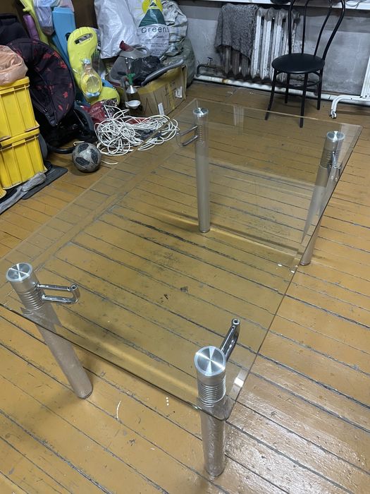 Стол стеклянный новый