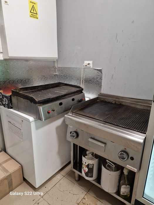 Mese,vitrine,friteoza,aragaze profesionale