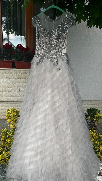 Rochie de seara aproape noua