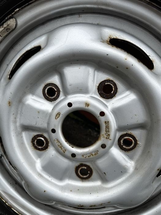 Jante cu cauciucuri de iarna .195/70/15c ford tranzit