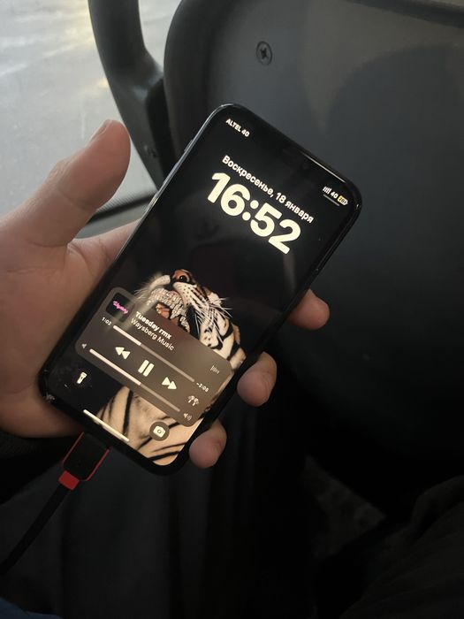 Айфон 11 про.