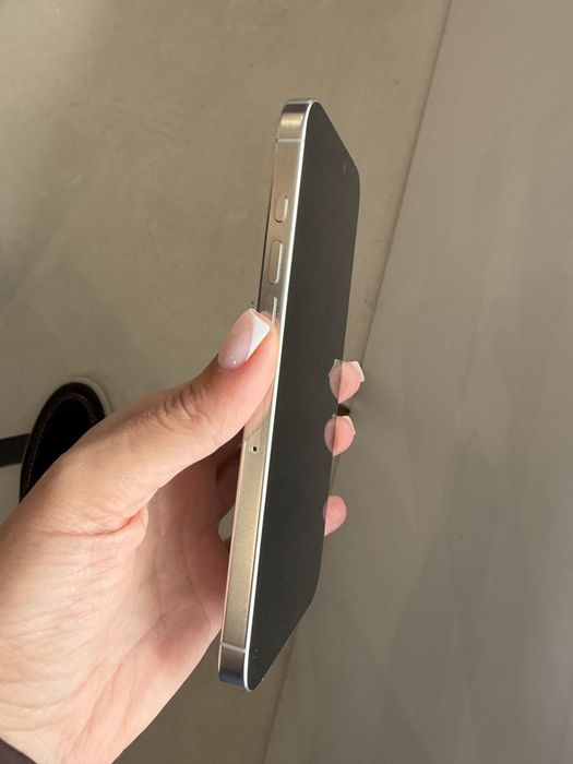 iPhone 16 Pro Max 256 GB - Батерия 99%!  Гаранция!