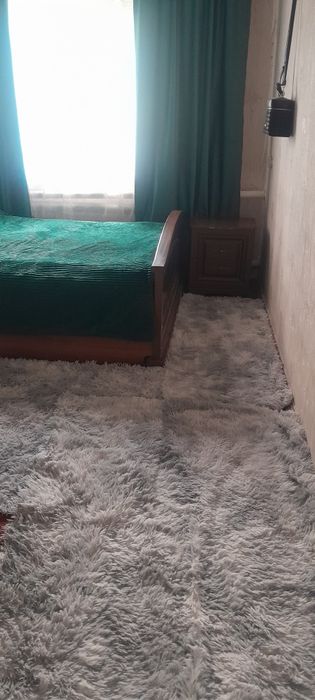 Продам  1/2 дома.