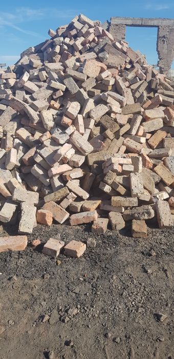 Кирпич красный Б/У