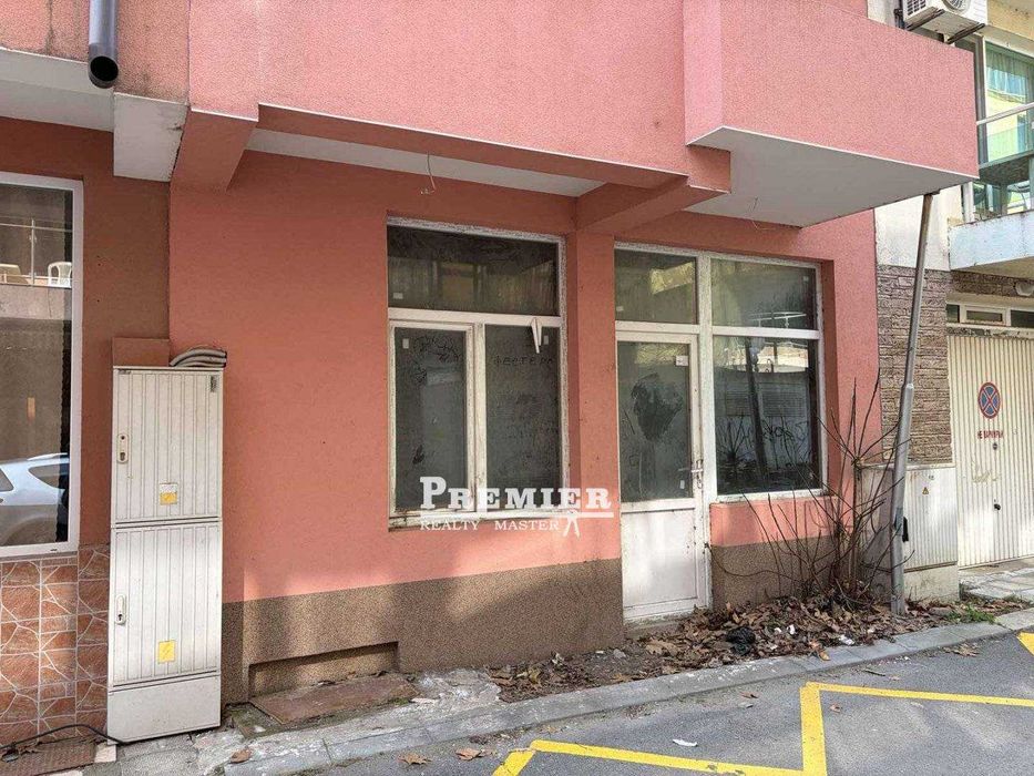 Продава се Хотел в Поморие - 430 кв.м за 415 €/кв.м - Снимка #15