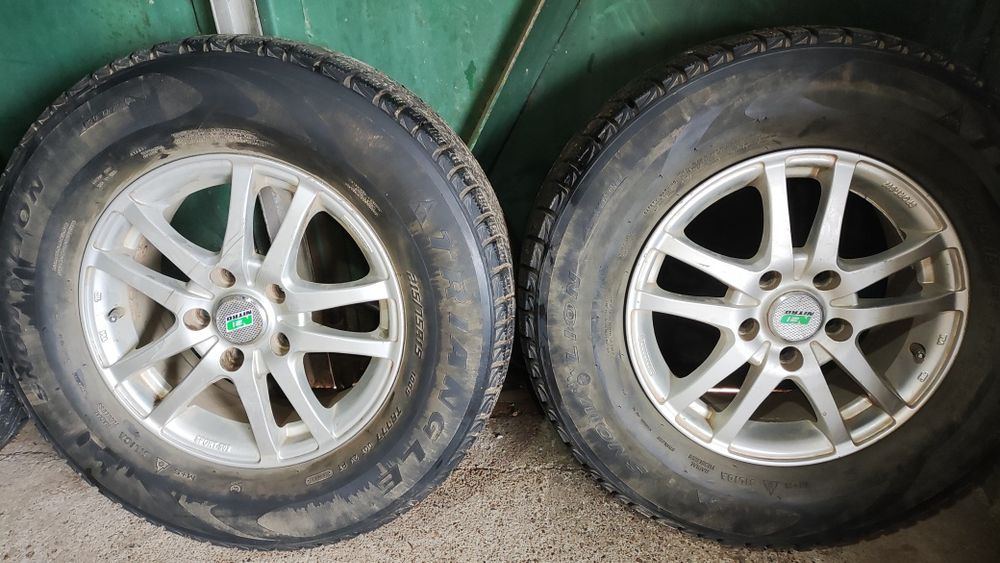 Продам комплект дисков r15