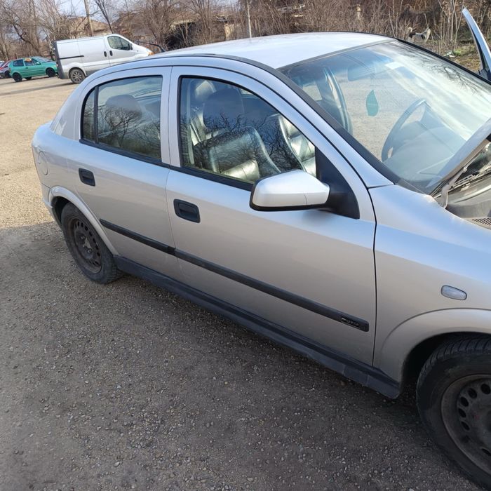 Opel Astra G 1.8 115  НА ЧАСТИ