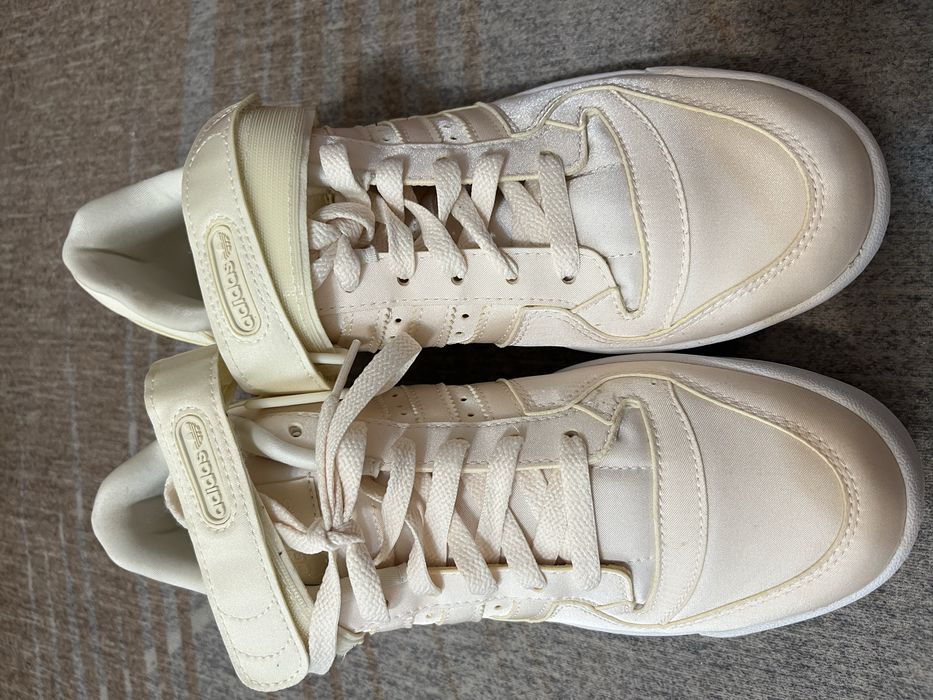 кроссовки адидас новые