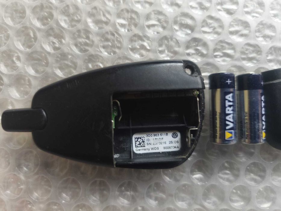 Telecomandă originală VW Webasto 3D0 963 511 B – funcțională