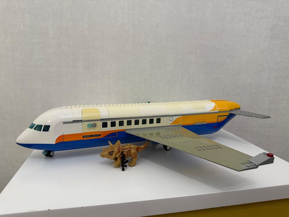 Lego самолет сити