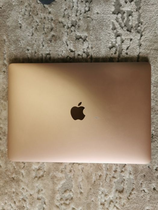 Macbook Air retina A1932