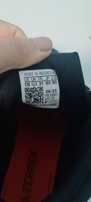 Детски боти на Adidas Terrex