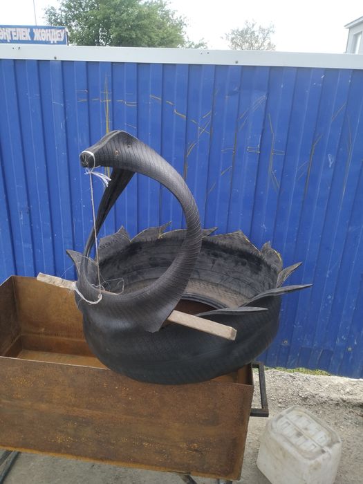 Продам клумбы из покрышек