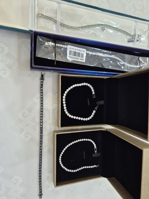 Продам бриллиантовый браслет (муссанит)