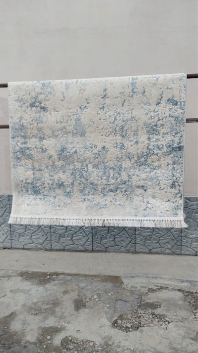 Продам Турецкий ковер 1,5 м * 2,3 м