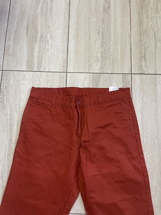 Pantaloni Carhartt in stare buna