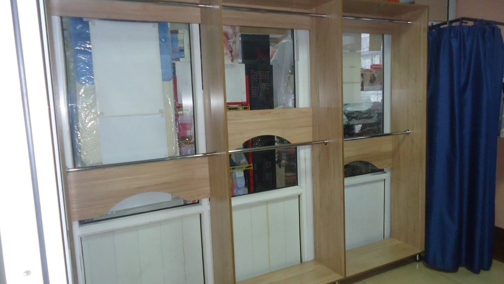 Витрина для одежды