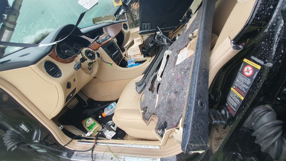 Mercedes  Cls 5000 se dezmembrează sau se vinde întreg