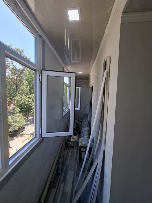 Продаю квартиру на Наваи