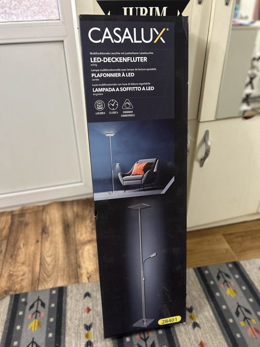 Lampa de podea noua