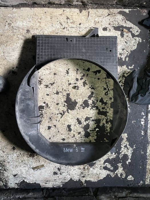 Диффузор мерседес 124 2.5 дизель