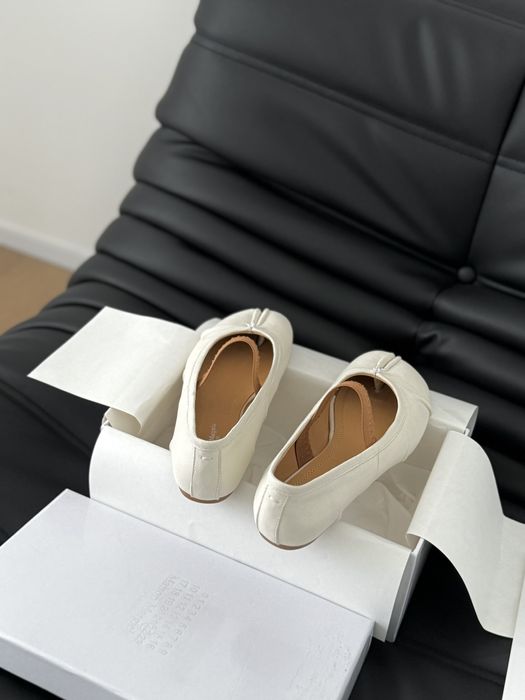 Balerini Maison Margiela alb, tip Premium