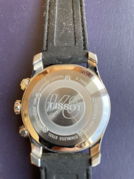 Часовник tissot