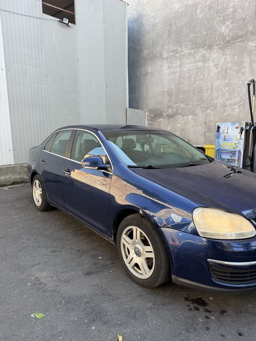 VOLKSWAGEN Jetta 2007 — imagine 3