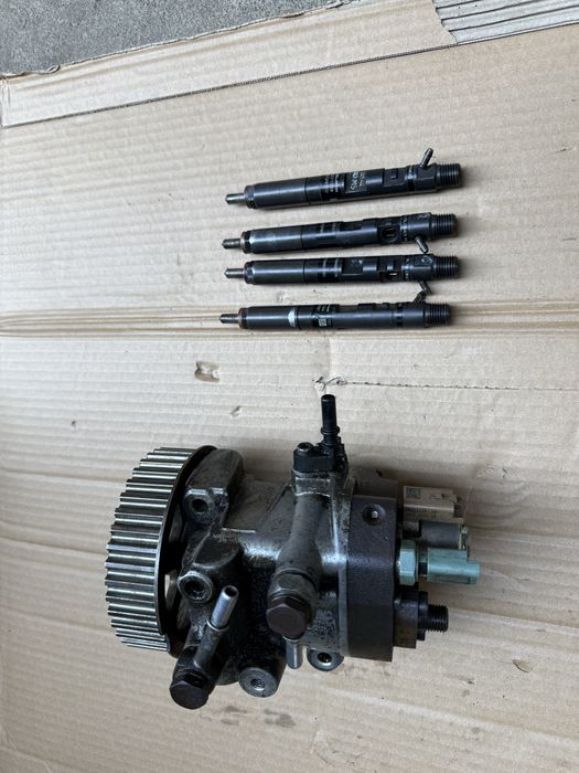 Vand injectoare/pompa injectie Dacia Logan/Clio/Megane 3/90 cp DELPHI
