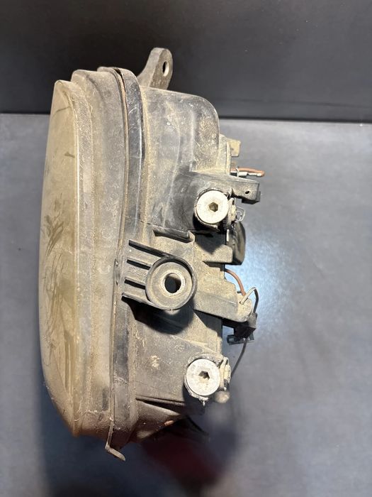 Far stanga 40555999 Fiat Doblo 2006 1.3 TD MT (69 hp)