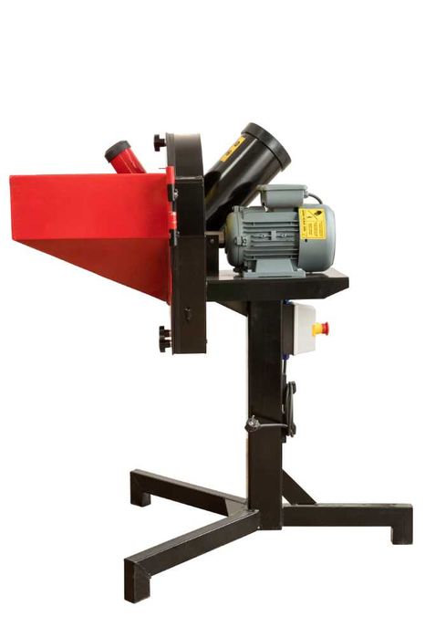 Moara cu ciocanele  - tocator furaje 3KW Melasty