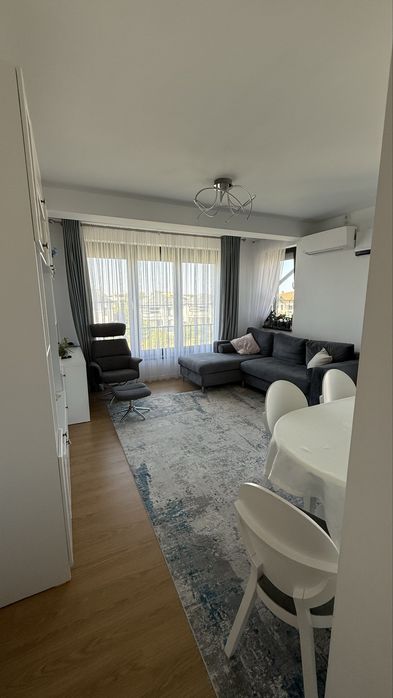Apartament 3 camere/2 băi decomandat mobilat/utilat, zona Odaile