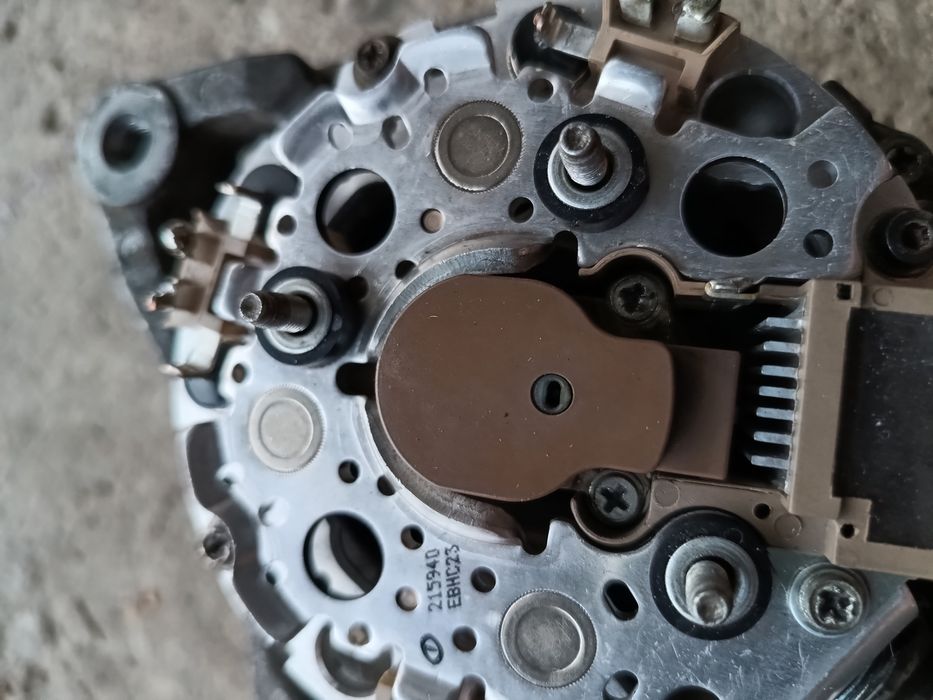 Alternator original pentru Focus