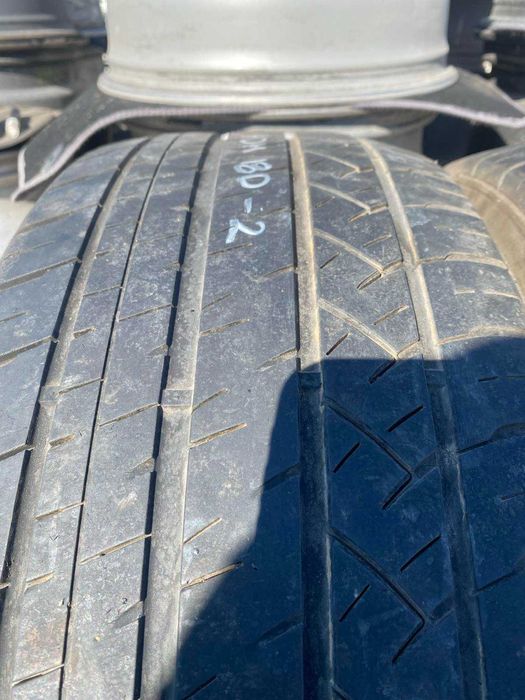 2 броя летни гуми Roadmarch 235/55 R17 Dot 0122 ном 180