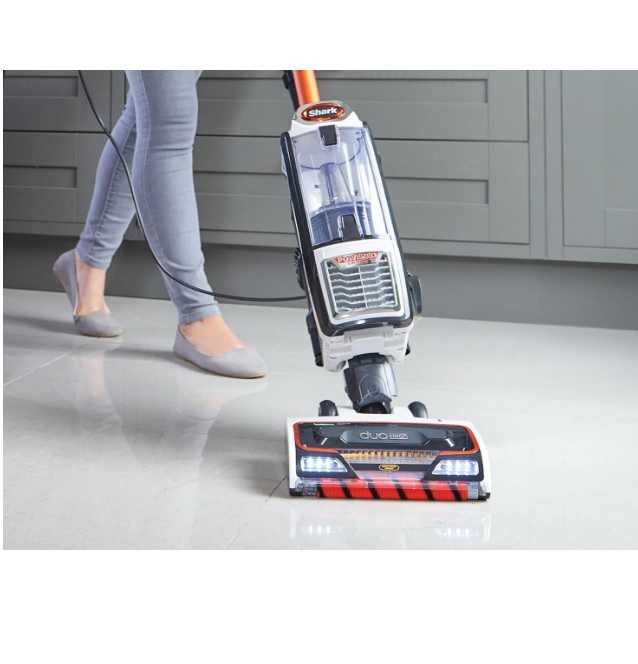 Професионална прахосмукачка Shark NZ801EU 0,83 л