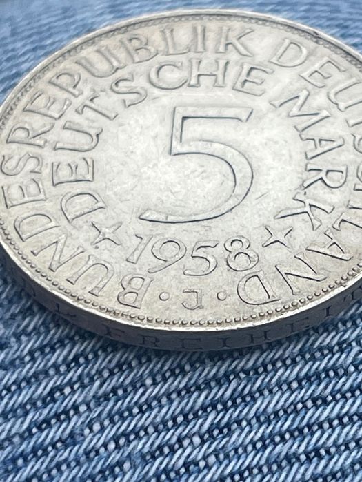 Moneda 5 marci 1958 j