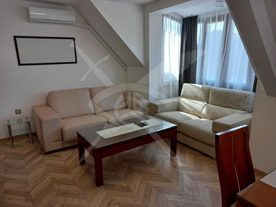 Дава се под наем Тристаен апартамент в Варна, Лятно кино Тракия - 111 кв.м за 800 € - Снимка #2